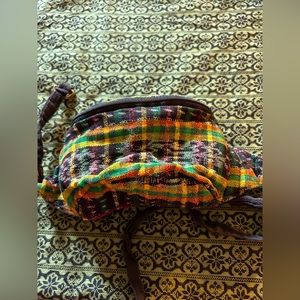 VTG 90s Festival Fanny Pack Made in Guatemala. Zip closure.